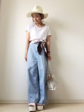 「VENCEEXCHANGE（ヴァンスエクスチェンジ）のアイテム（財布/小物）」を使った、emineoさん（レディース・151cm）の夏コーディネート