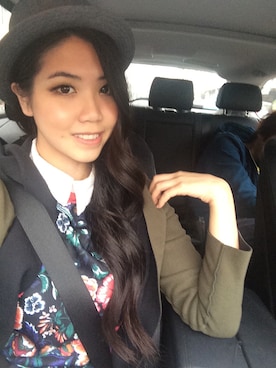 Natalie 唯さんのコーディネート