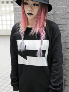 姿EM韻さんのコーディネート