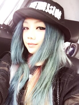 姿EM韻さんのコーディネート