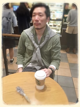 「45R」｜「アイテム（ミリタリージャケット）」を使った、93さん（メンズ・183cm）の春コーディネート