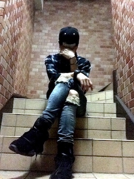 「DRKSHDW by RICK OWENS（ダークシャドウ バイ リックオウエンス）のアイテム（帽子）」を使った、tsunekiさん（メンズ・169cm）の秋コーディネート