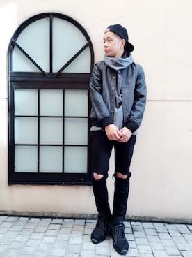 「DRKSHDW by RICK OWENS（ダークシャドウ バイ リックオウエンス）のアイテム（帽子）」を使った、tsunekiさん（メンズ・169cm）の冬コーディネート