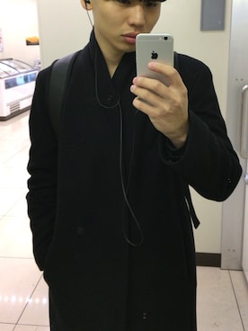 「LEMAIRE（ルメール）のアイテム（チェスターコート）」を使った、KUNIさん（メンズ・174cm）の冬コーディネート