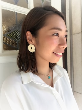 「サーフィン」｜「アイテム（アクセサリー）」を使った、sakiさん（レディース・155cm）の秋コーディネート