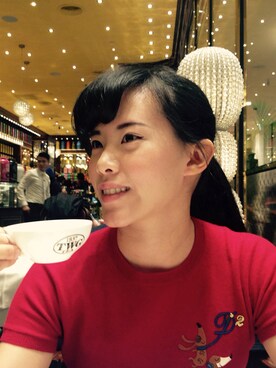「DSQUARED2（ディースクエアード）のアイテム（ニット/セーター）」を使った、Estelle Changさん（レディース・159cm）の春コーディネート