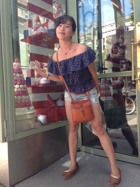 「PULL&BEAR（プルアンドベア）のアイテム（モカシン/デッキシューズ）」を使った、Estelle Changさん（レディース・158cm）の春コーディネート