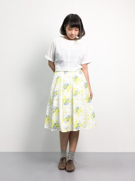 「花柄 スカート」｜「アイテム（その他シューズ）」を使った、あこさん（レディース・158cm）の夏コーディネート