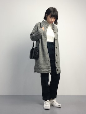 「ニットカーディガン」｜「アイテム（ノーカラージャケット）」を使った、あこさん（レディース・158cm）の秋コーディネート