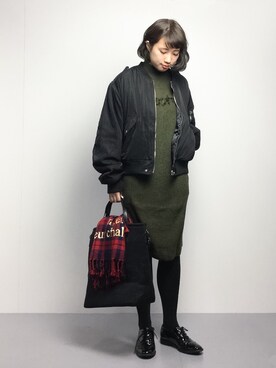 「unrelaxing（アンリラクシング）のアイテム（MA-1）」を使った、あこさん（レディース・158cm）の冬コーディネート