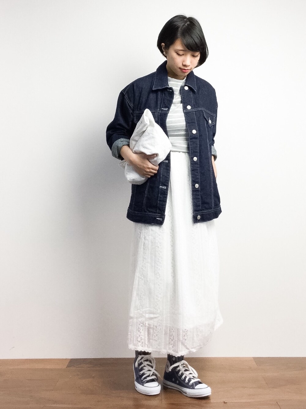 「E hyphen world galleryの・BIGシルエットデニムGジャン（デニムジャケット、ブルー系）」を使った、あこさん（レディース・158cm）の春コーディネートの1枚目の写真