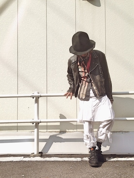 「SASQUATCHfabrix.（サスクワァッチファブリックス）のアイテム」を使った、友枝 秀太さん（メンズ・168cm）の秋コーディネート