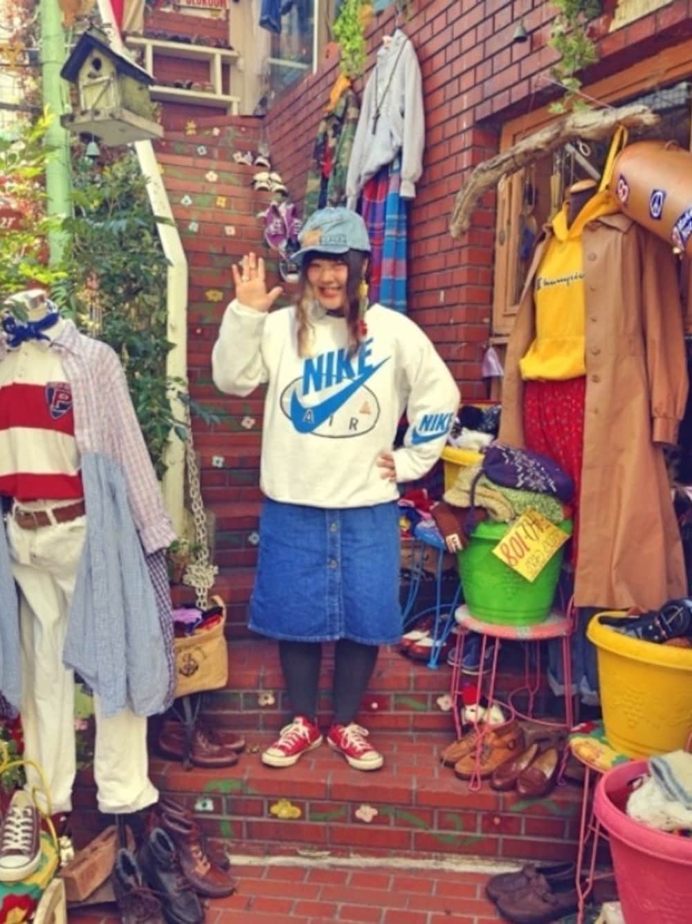 「古着、vintage、NIKE、all used、コンバース、Levis、REMAKE」｜「NIKEのアイテム（スウェット、ホワイト系）」を使った、C▲na ?さん（レディース・160cm）の冬コーディネートの1枚目の写真