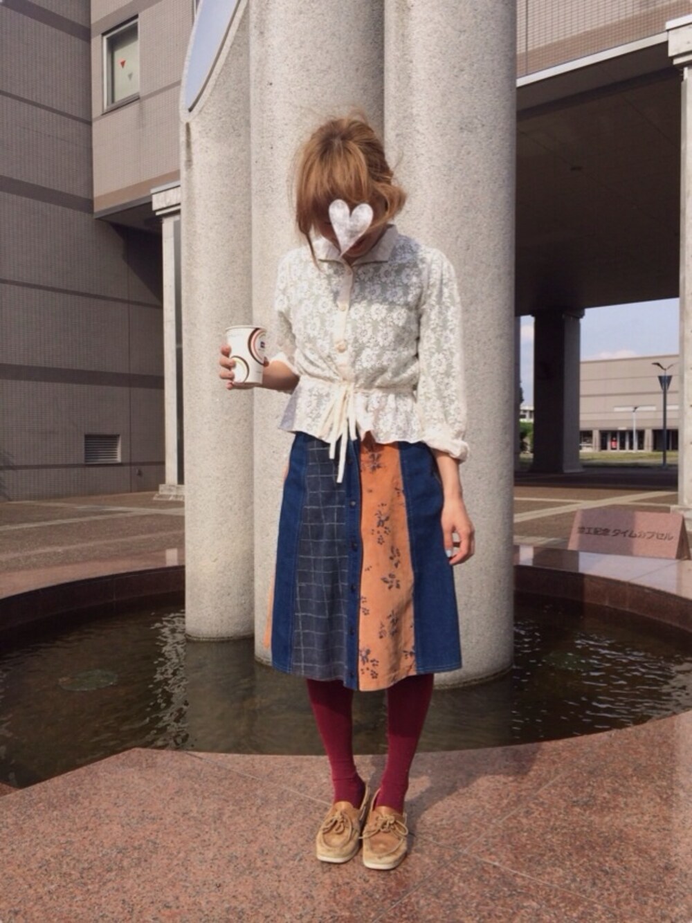 「サーキュラースカート」｜「アイテム（デニムスカート、ブルー系）」を使った、mikanさん（レディース・155cm）の春コーディネートの1枚目の写真
