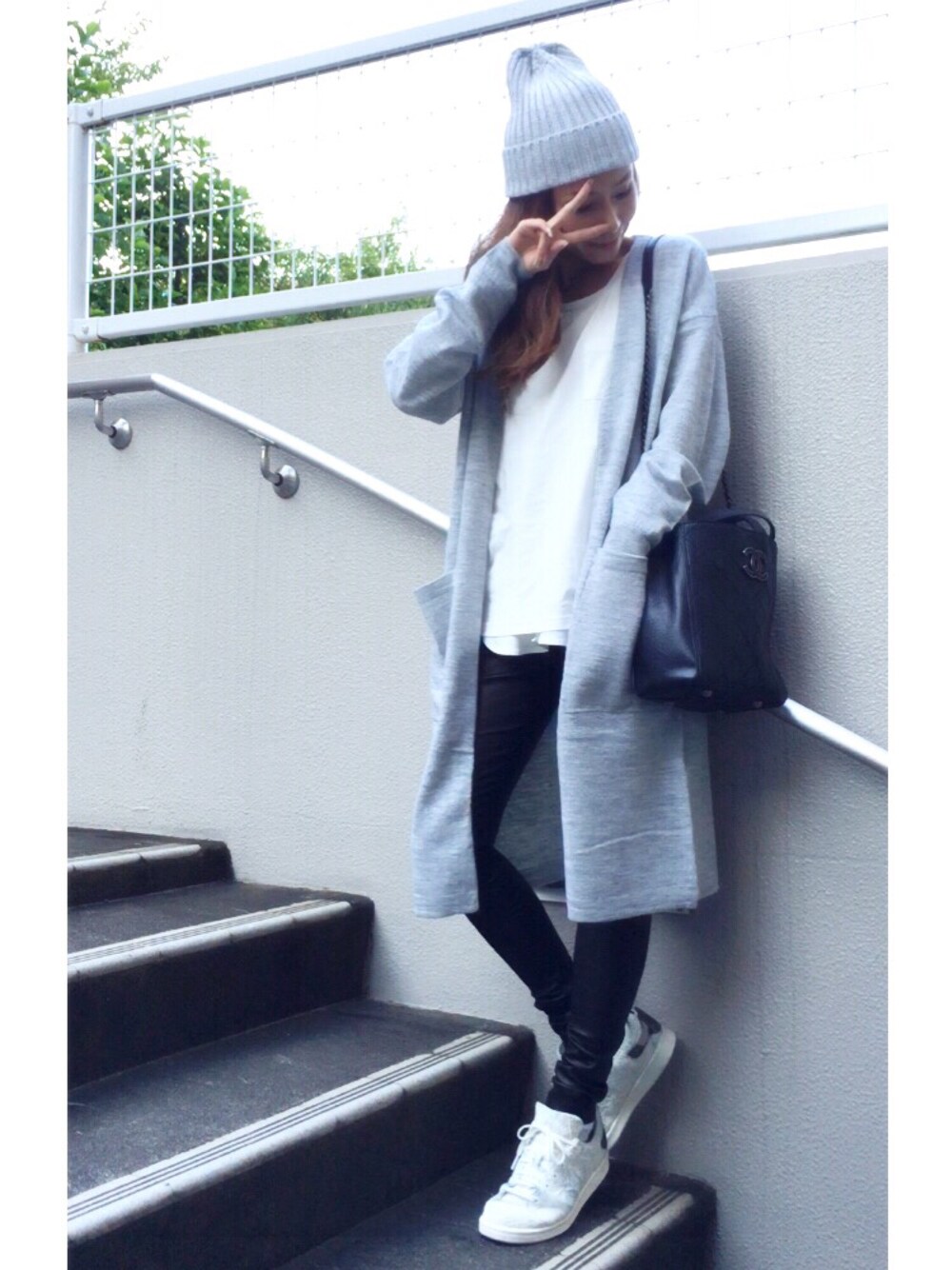 mueさんの「OVER-WASHED WOOL LONG KNIT CDK（MOUSSY）」を使ったコーディネート
