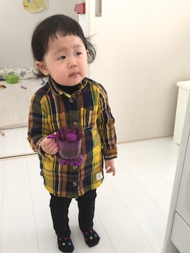 「アイテム（シャツワンピース、イエロー系）」を使った、うりんこ。さん（キッズ・90cm）の春コーディネート