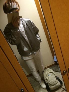 「アイテム（ジャージ）」を使った、やっすーさん（メンズ・169cm・10代）の冬コーディネート