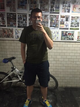 Yi 歪哎さんのコーディネート