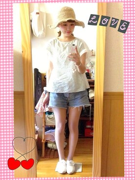 「earth music&ecology（アースミュージックアンドエコロジー）のアイテム（シャツ/ブラウス、グリーン系）」を使った、ぽんかなさん（レディース・164cm）の夏コーディネート