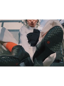 「アイテム（チューブトップ、ブルー系）」を使った、CONYさん（レディース・158cm）の秋コーディネート