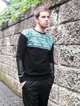 「TOPMAN（トップマン）のアイテム（スウェット）」を使った、TOPMAN プロモーション クレイさん（メンズ・178cm）の秋コーディネート