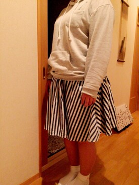 「？のアイテム（スカート、ブルー系）」を使った、かりんさん（レディース・157cm）の夏コーディネート