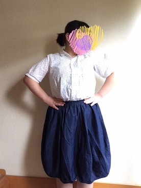 「AS KNOW AS plus（アズノゥアズプラス）のアイテム（デニムスカート、ブルー系）」を使った、かりんさん（レディース・157cm）の秋コーディネート