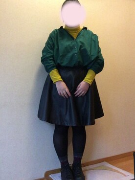 「POU DOU DOU（プードゥドゥ）のアイテム（トップス、グリーン系）」を使った、かりんさん（レディース・157cm）の冬コーディネート