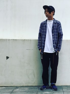 「BLACK&BLUE（ブラックアンドブルー）のアイテム（トップス）」を使った、加藤文将さん（メンズ・170cm）の夏コーディネート
