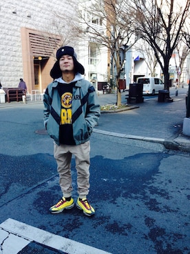 「アイテム（ナイロンジャケット、シルバー系）」を使った、iiz"khalifa"yujiさん（メンズ・173cm）の冬コーディネート