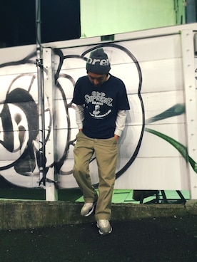 「Supreme （シュプリーム）のアイテム（Tシャツ/カットソー）」を使った、imaiiさん（メンズ・169cm）の冬コーディネート