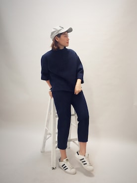 「SET UP」｜「アイテム（スウェット）」を使った、Eika Huangさん（レディース・165cm）の秋コーディネート