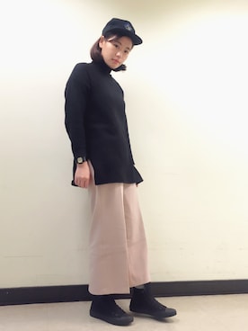 「MIXXO（ミッソ）のアイテム（パンツ）」を使った、Eika Huangさん（レディース・165cm）の冬コーディネート