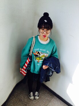 「アイテム（エコバッグ/サブバッグ、レッド系）」を使った、송이さん（レディース・155cm）の春コーディネート