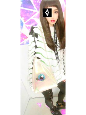 「UNIF（ユニフ）のアイテム（バッグ）」を使った、HZP.さん（レディース・163cm）の秋コーディネート