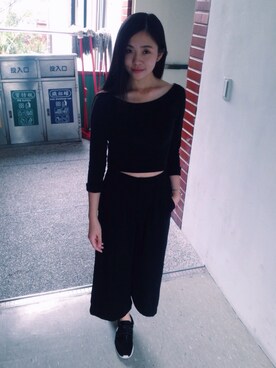 黃于芩さんのコーディネート