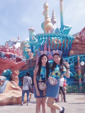 黃于芩さんのコーディネート