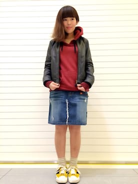 「スウェットトップス」｜「アイテム（ジャケット/アウター）」を使った、MANAさん（レディース・155cm）の冬コーディネート