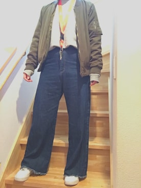 「カットオフ」｜「アイテム（ブルゾン）」を使った、t e n .さん（レディース・155cm）の冬コーディネート