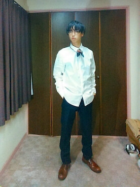 「Unitede Arrowsのアイテム（スラックス、グリーン系）」を使った、hiroさん（メンズ・174cm）の冬コーディネート