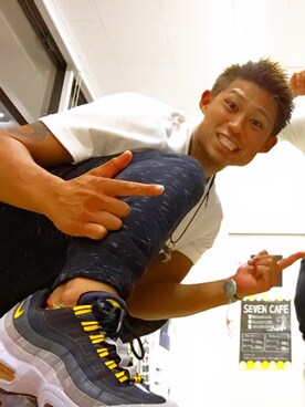 ネガヤマ コウヨウさんのコーディネート