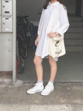 「MONKI（モンキ）のアイテム（シャツワンピース）」を使った、serena👧さん（レディース・159cm）の夏コーディネート