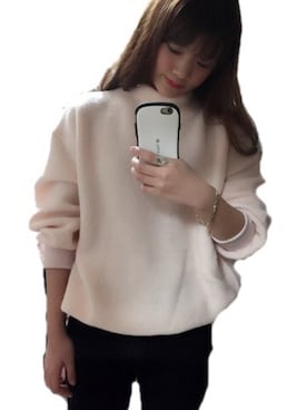 「アンゴラ」｜「アイテム（スウェット）」を使った、RISAKOさん（レディース・163cm）の冬コーディネート