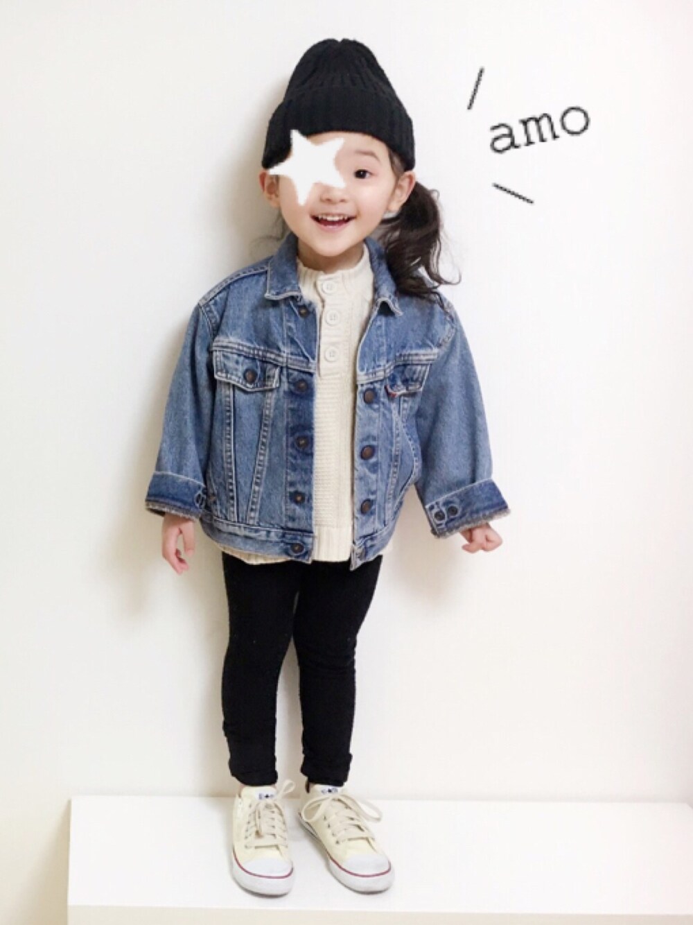 「キッズコーデ、キッズファッション、3歳、女の子、ジージャン」｜「Levi'sのアイテム（デニムジャケット、ブルー系）」を使った、amo.dollさん（キッズ・100cm）の冬コーディネートの1枚目の写真