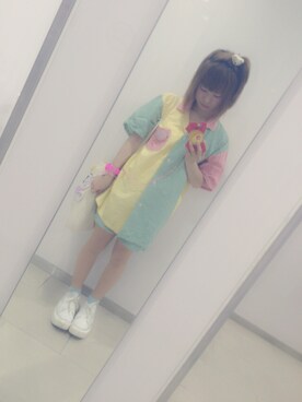 「アイテム（アナログ腕時計、ピンク系）」を使った、あいかさん（レディース・153cm）の夏コーディネート