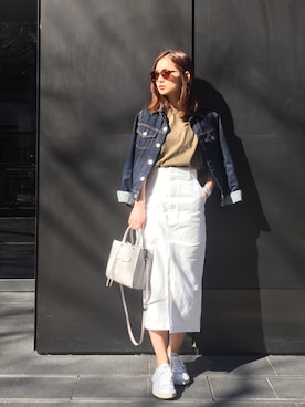 「thpry＋color（スプリーカラー）のアイテム」を使った、武智志穂さん（レディース・157cm）の春コーディネート