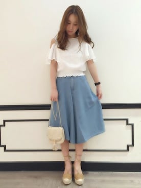 「dazzlin（ダズリン）の肩開き袖フリルブラウス（Tシャツ/カットソー）」を使った、dazzlin SHOP STAFFさん（レディース・160cm）の夏コーディネート