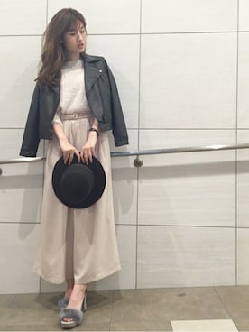 「dazzlin（ダズリン）のアイテム（帽子）」を使った、dazzlin SHOP STAFFさん（レディース・160cm）の秋コーディネート