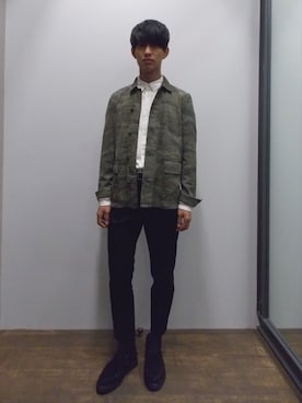 「ALLSAINTS（オールセインツ）のアイテム（ミリタリージャケット）」を使った、Bonさん（メンズ・180cm）の秋コーディネート