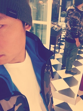 「Alpha Industries（アルファインダストリーズ）のアイテム（Tシャツ/カットソー）」を使った、喬治HU さん（メンズ・170cm）の秋コーディネート